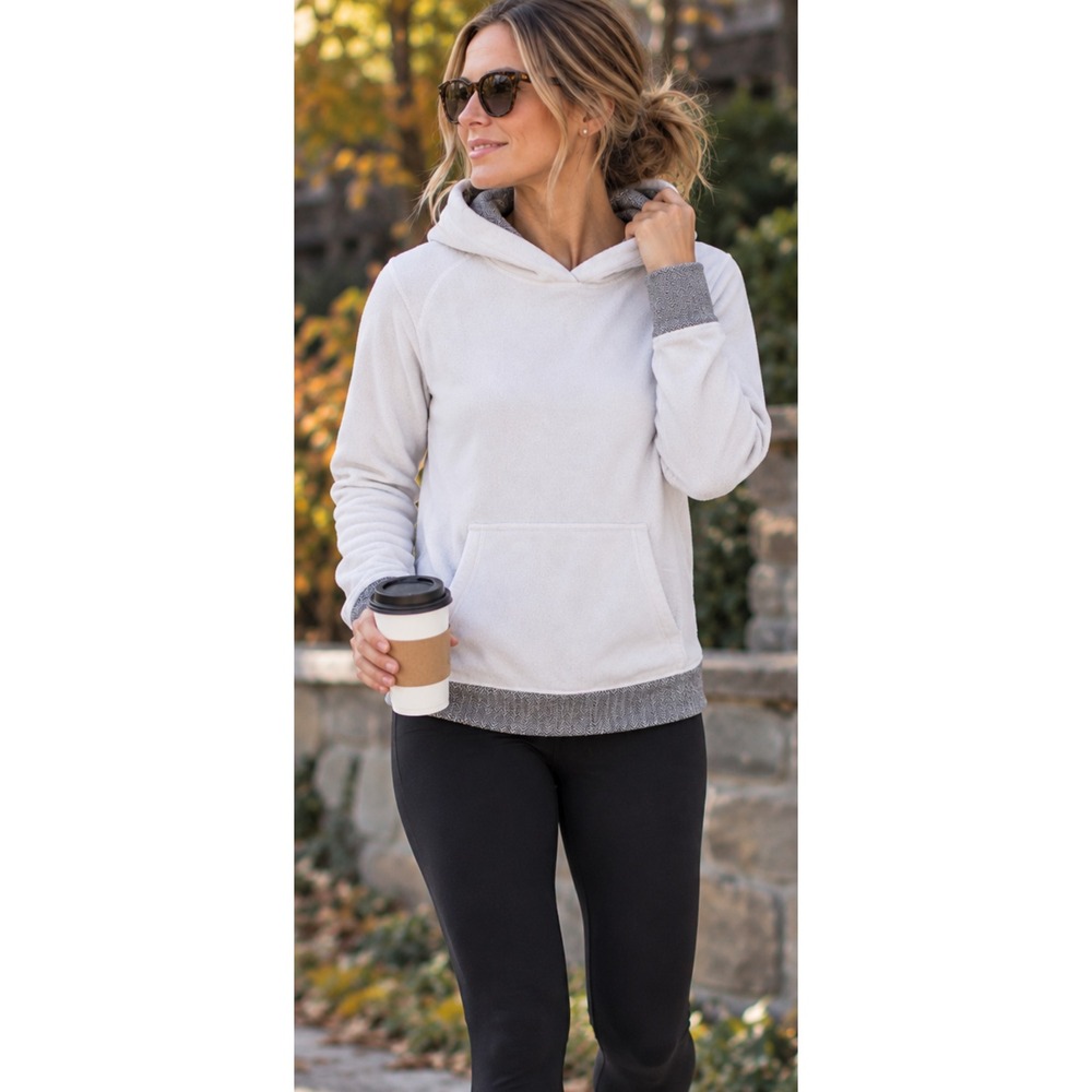 Lululemon White Fleece Herringbone Trim Pullover Hoodie with Thumbholes